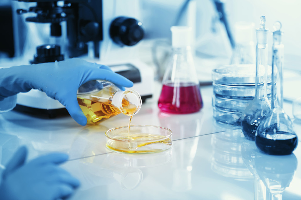 誠(chéng)納以人為本